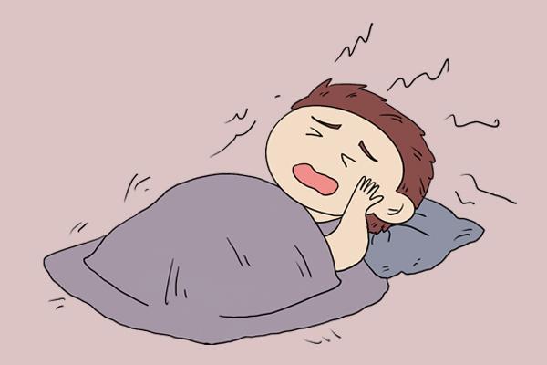 感染新冠之后，發(fā)燒發(fā)熱，應該捂汗還是散熱？